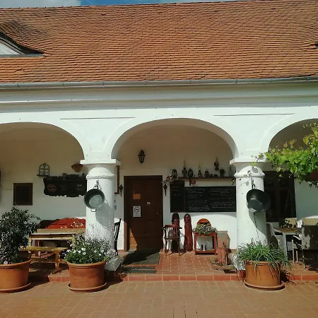 Bed & Breakfast Regi Csarda Es Panzio