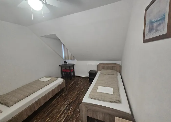 Regi Csarda Es Panzio Bed & Breakfast 3*