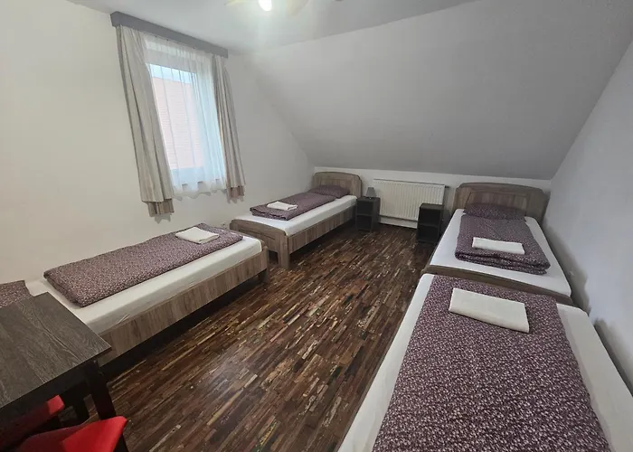 Bed & Breakfast Regi Csarda Es Panzio 3*